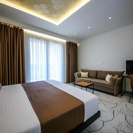 Hotel Olive 4*