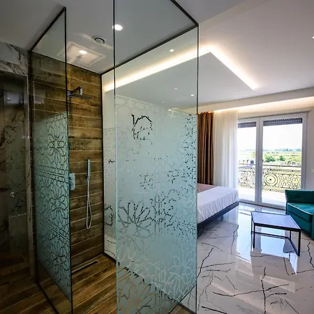 Olive Hotel 4*